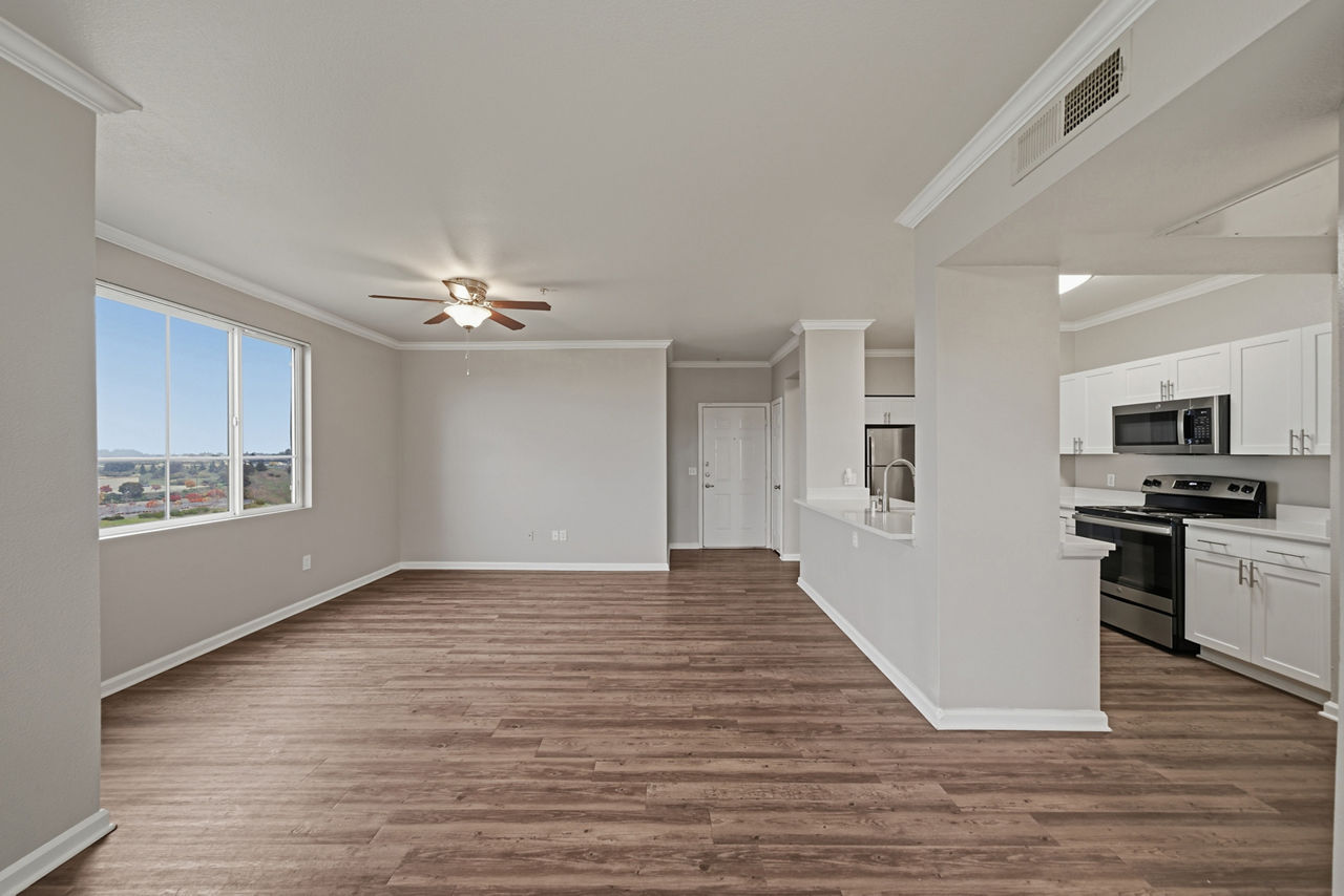 The Tides - Richmond, CA - dining room