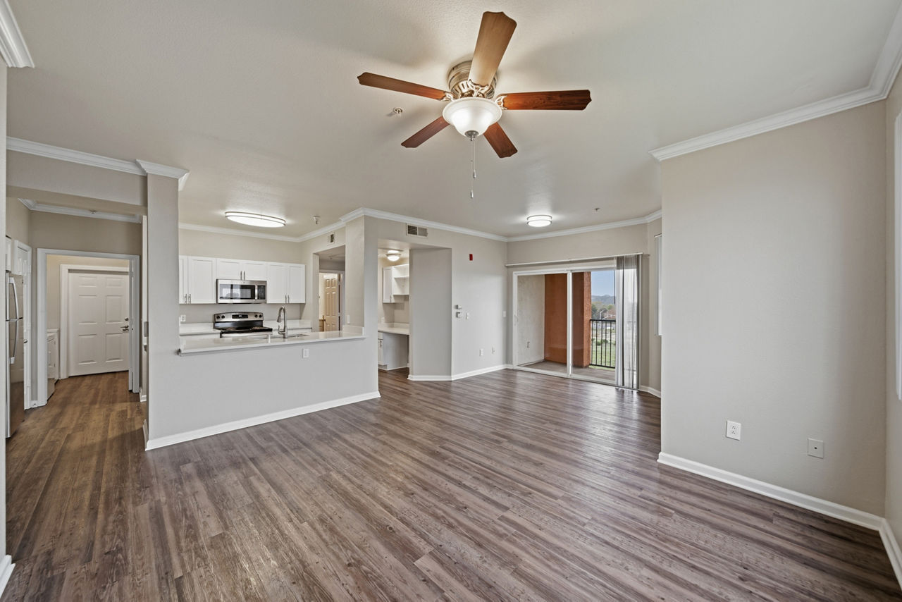 The Tides - Richmond, CA - living room