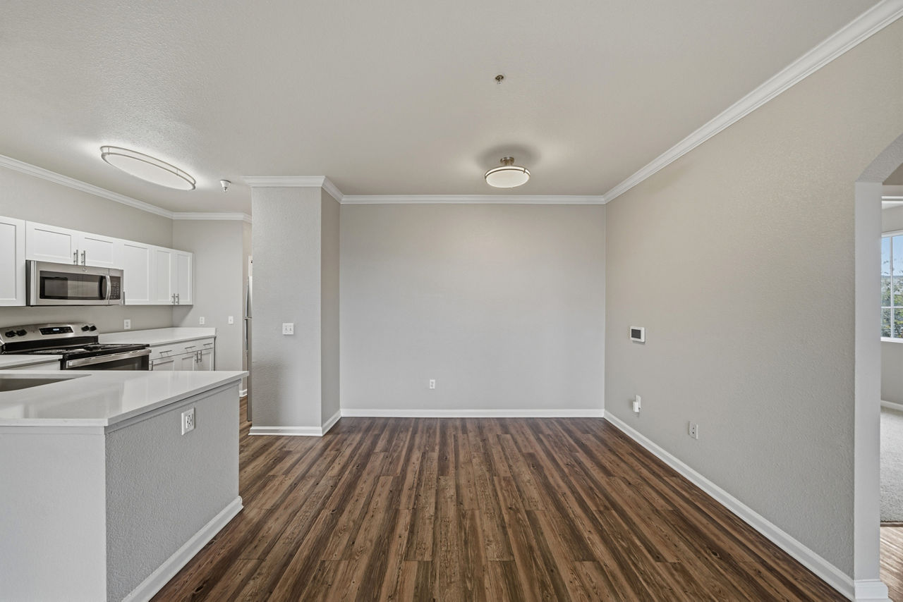 The Tides - Richmond, CA - dining room