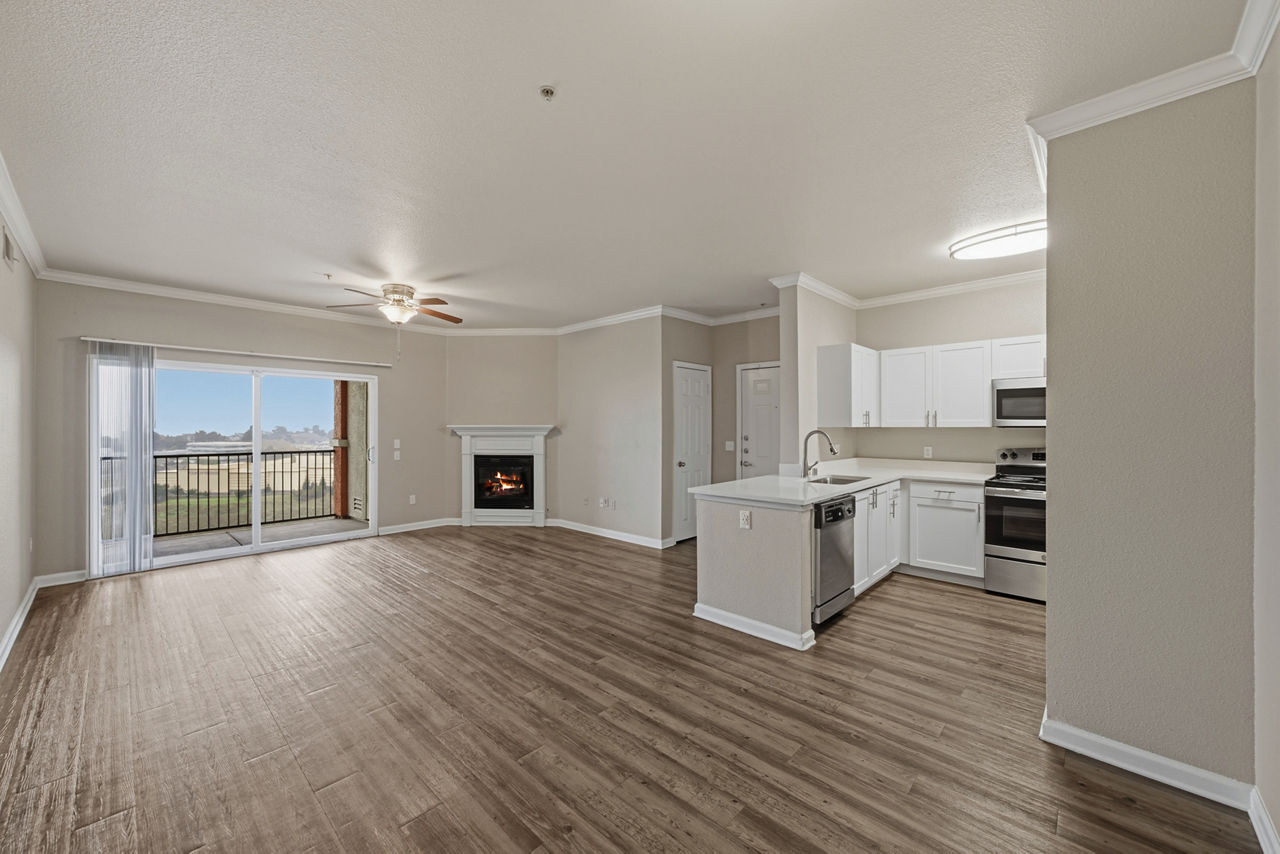 The Tides - Richmond, CA - living room