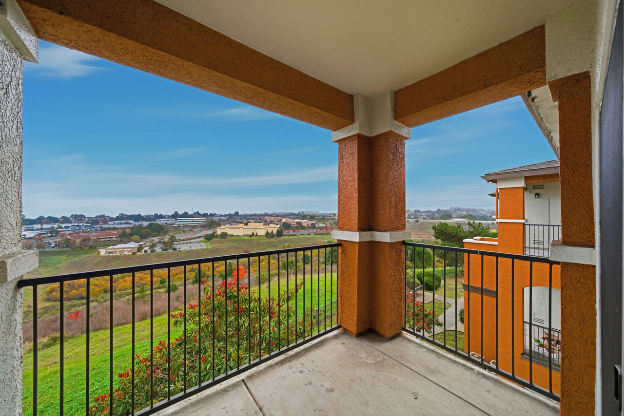 The Tides - Richmond, CA - balcony