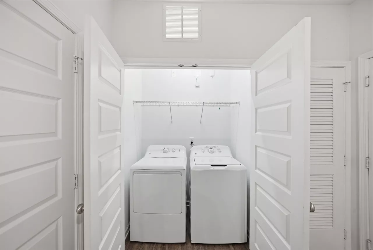 Treeline Timber Creek - Garner, NC - Laundry