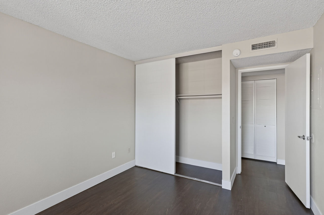 Verona - Littleton, CO - Bedroom