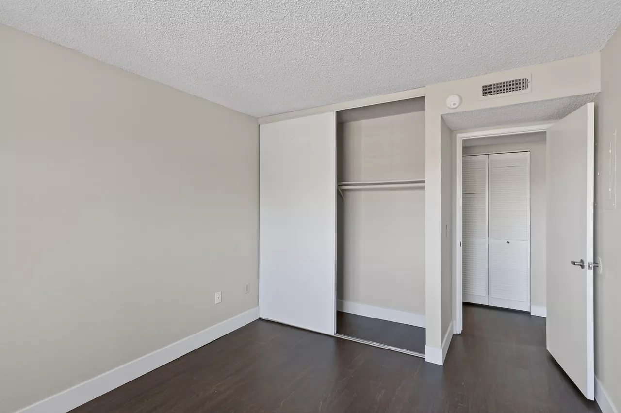 Verona - Littleton, CO - Bedroom