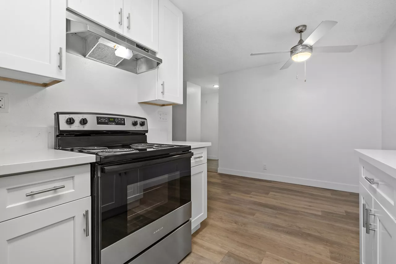 View Apartments in San Diego, CA - Dining Room