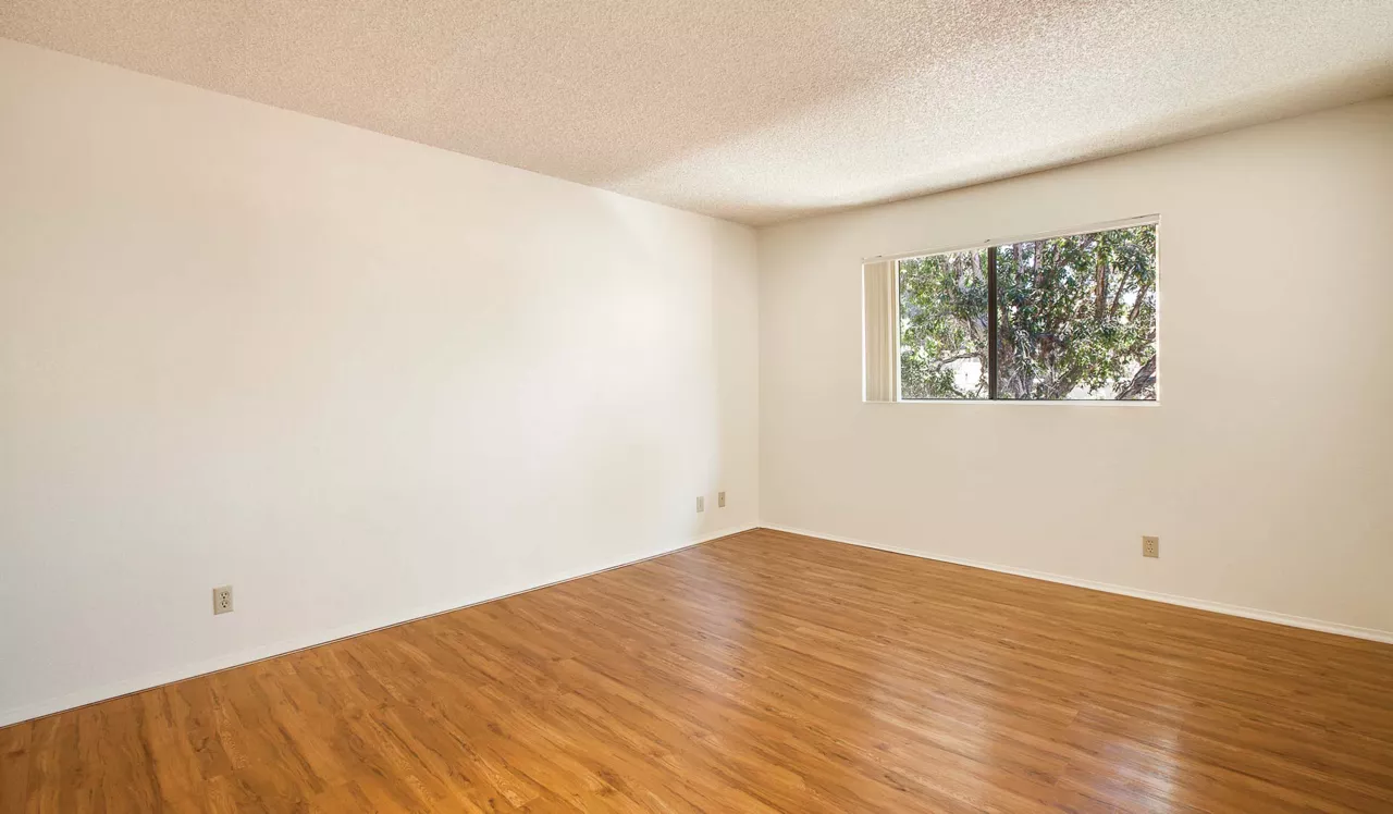 Hidden Cove - Escondido, CA - Bedroom