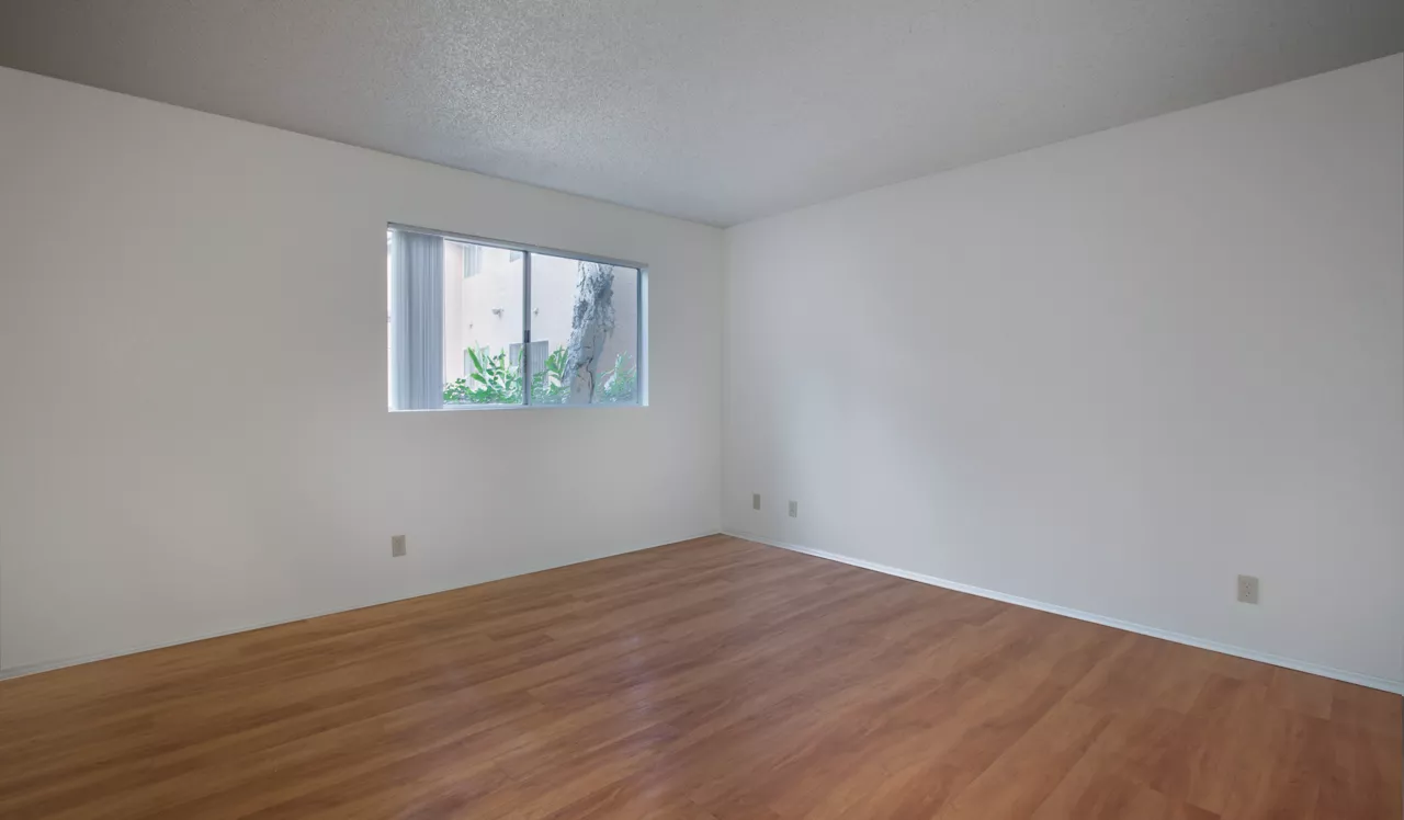 Hidden Cove - Escondido, CA - Bedroom