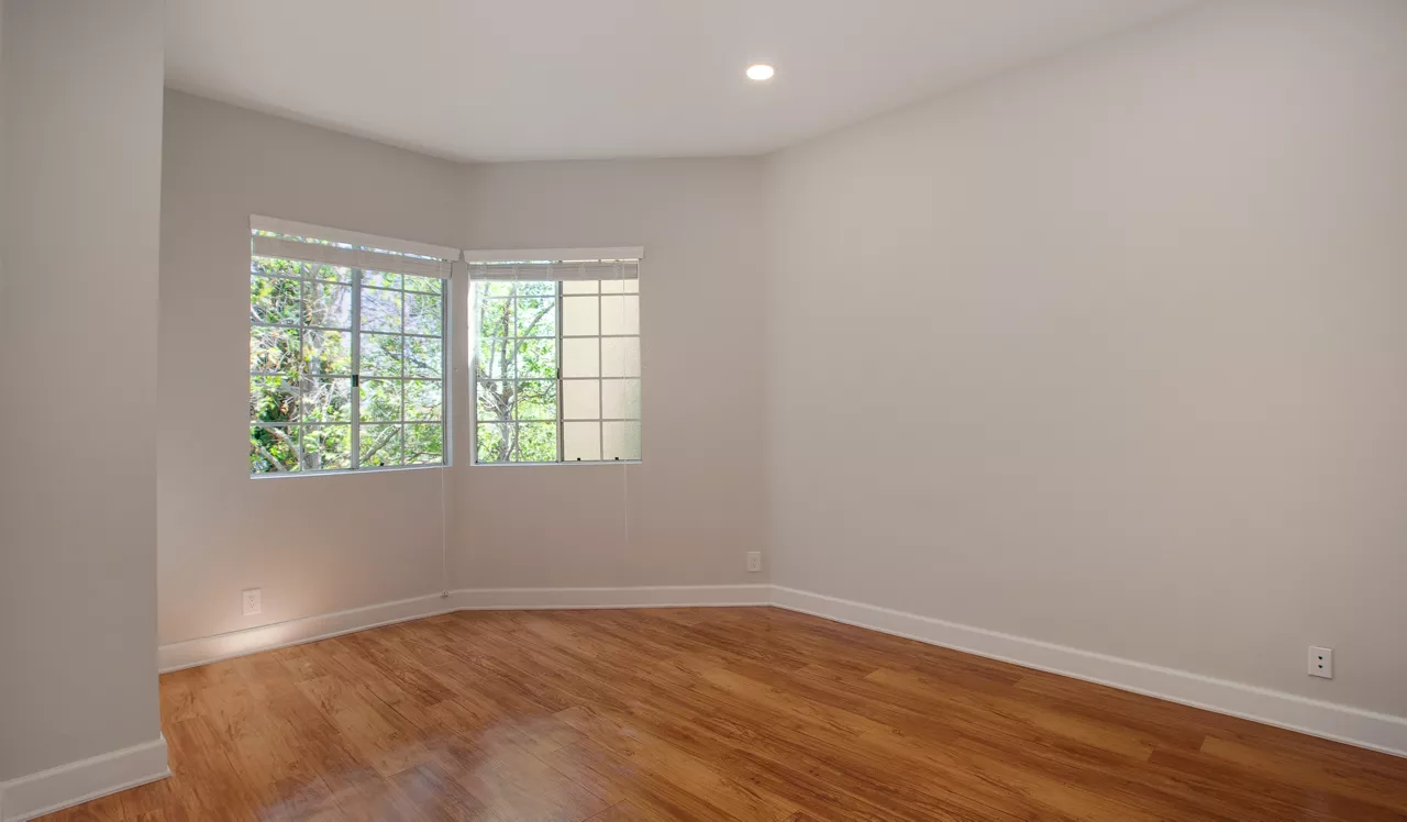 Hillcreste - Los Angeles, CA - Bedroom