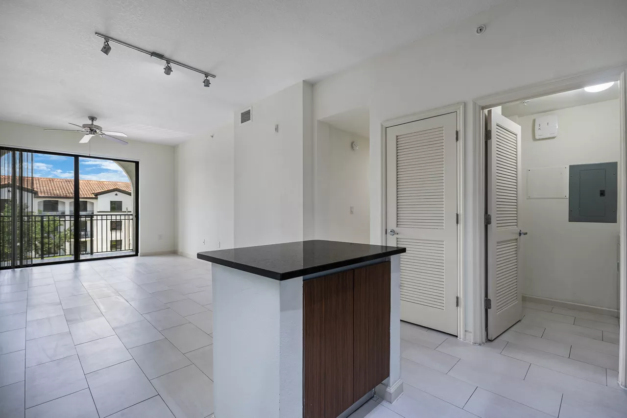 Doral View - Doral, FL - Living Room