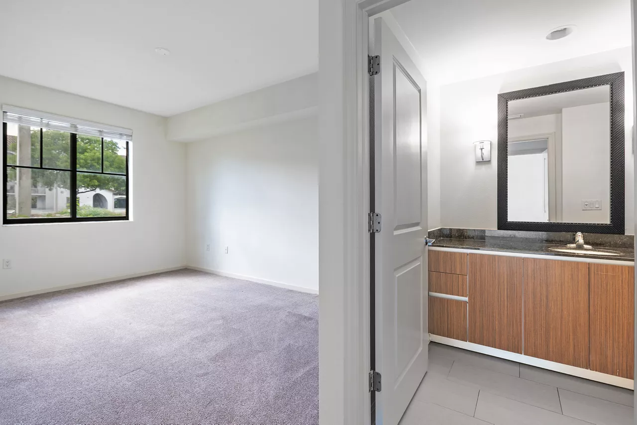 Doral View - Doral, FL - Bedroom