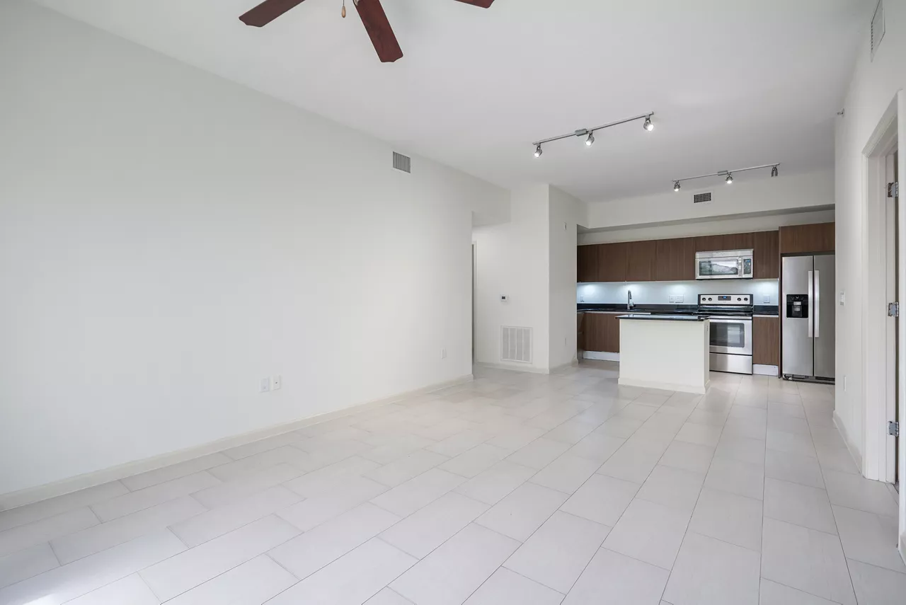 Doral View - Doral, FL - Living Room