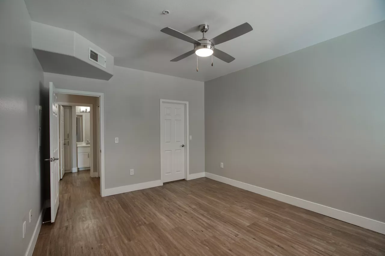 Lumiere Chandler - Chandler, AZ - bedroom