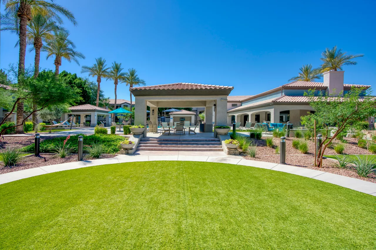 Sierra Foothills - Ahwatukee, AZ - Courtyard
