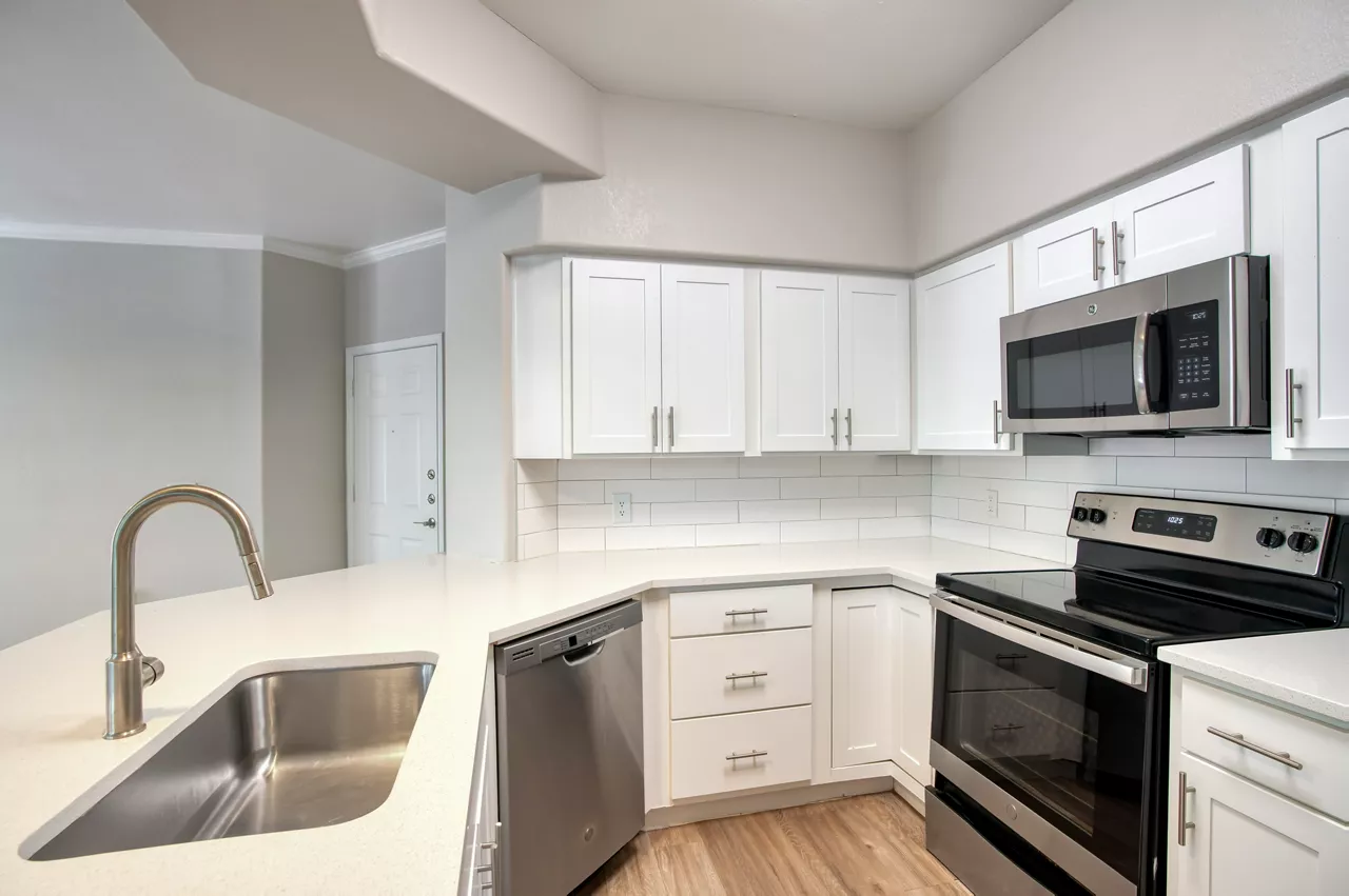 Sierra Foothills - Ahwatukee, AZ - Kitchen