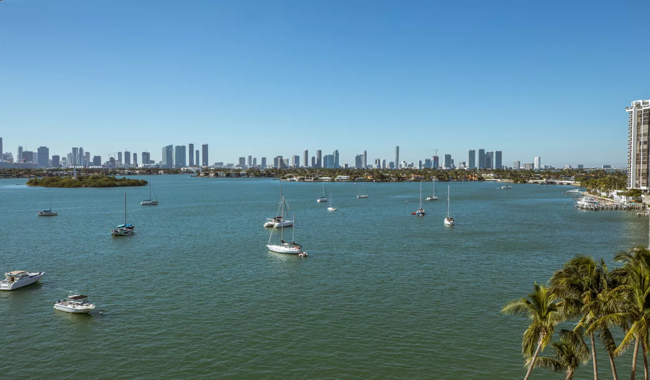 Flamingo Point - Miami, FL - The Horizon view