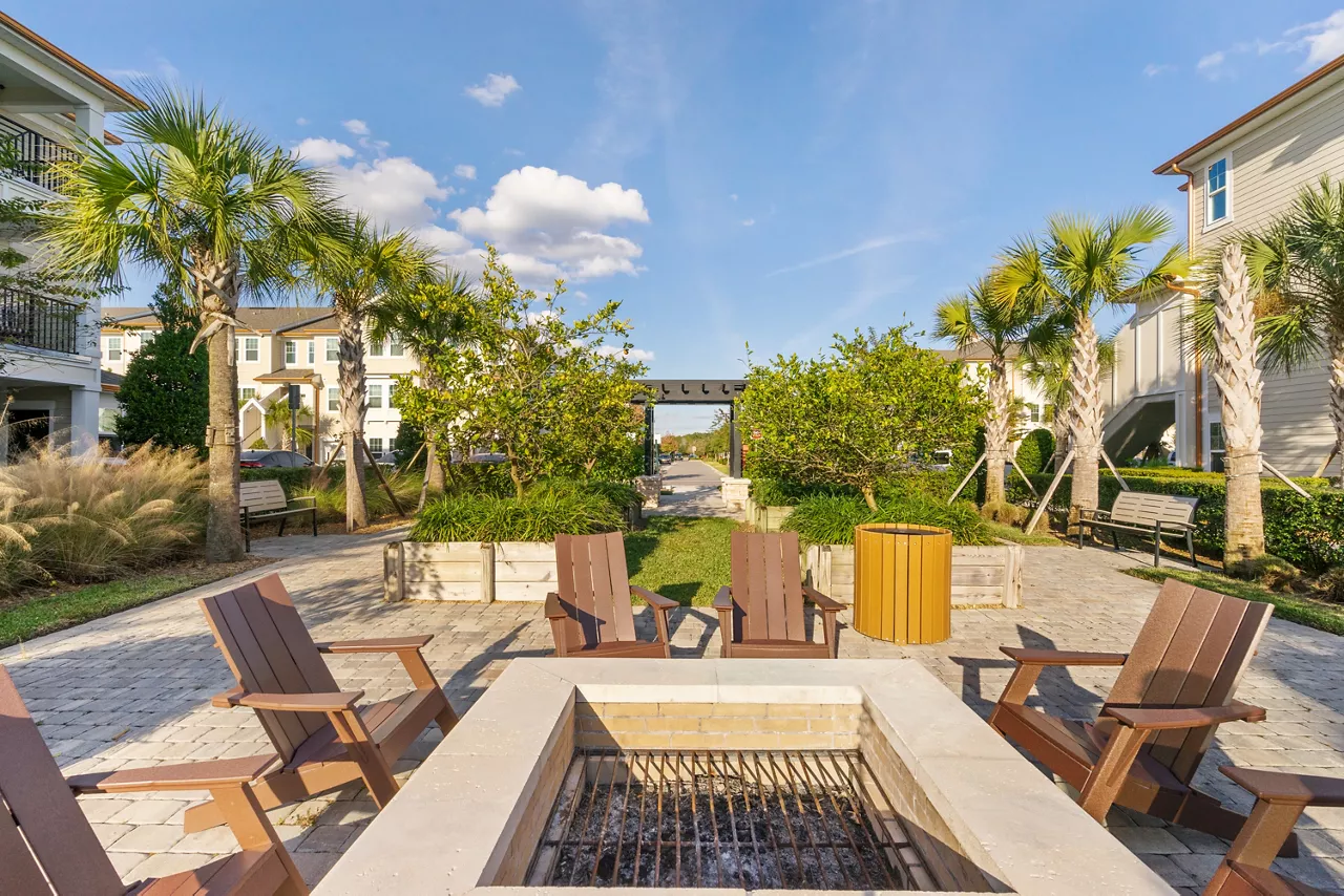 Horizon at Wiregrass Ranch in Tampa, FL - Fire Pit