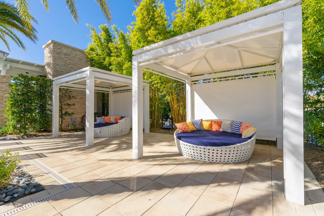Horizon at Wiregrass Ranch in Tampa, FL - Cabanas