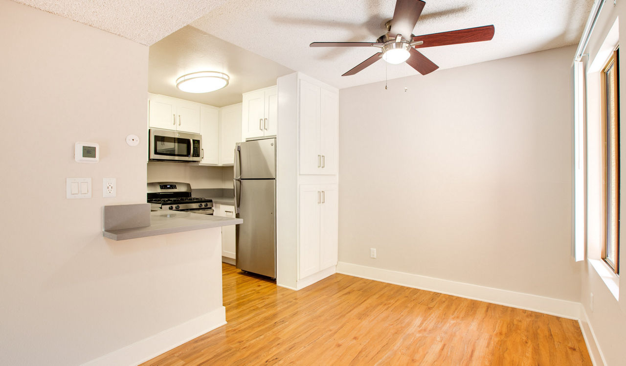 Indian Oaks - Simi Valley, CA - Dining