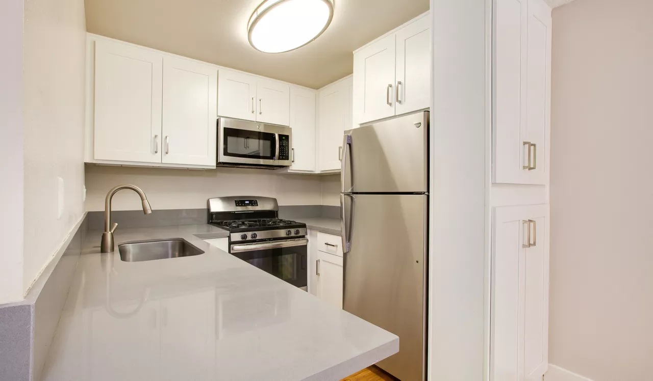 Indian Oaks - Simi Valley, CA - Kitchen