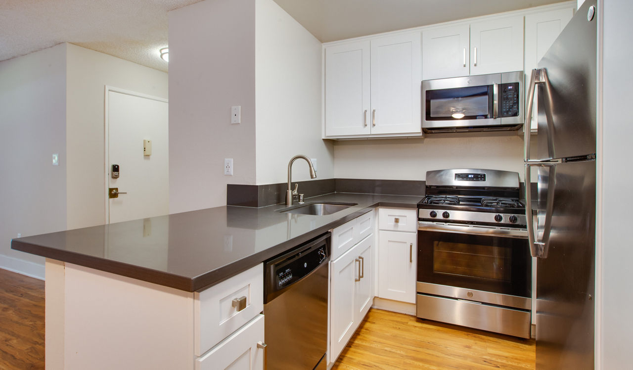 Indian Oaks - Simi Valley, CA - Kitchen