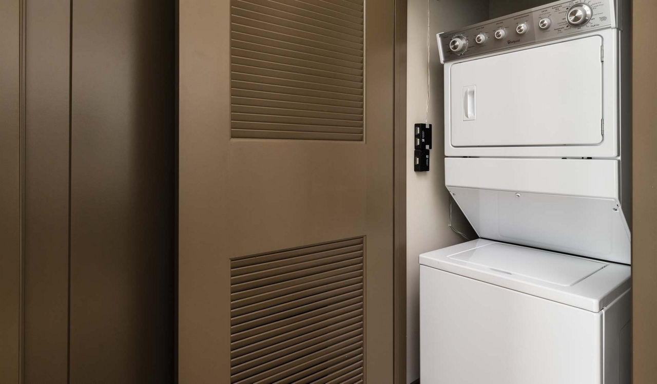 Indigo Apartments Homes - Redwood City, CA - Laundry