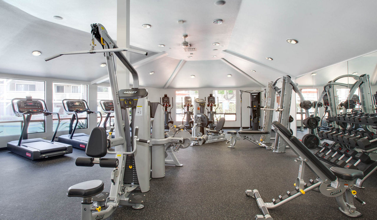 Island Club - Oceanside, CA - Gym