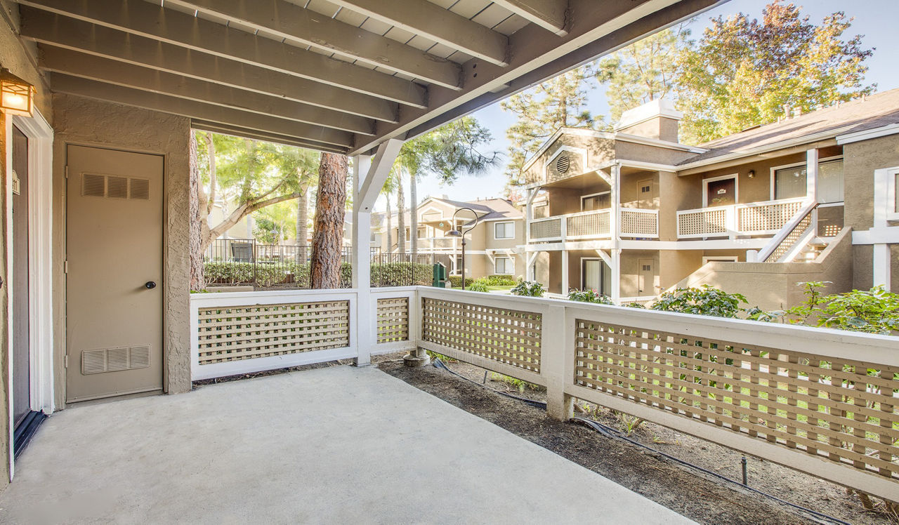 Island Club - Oceanside, CA - Balcony