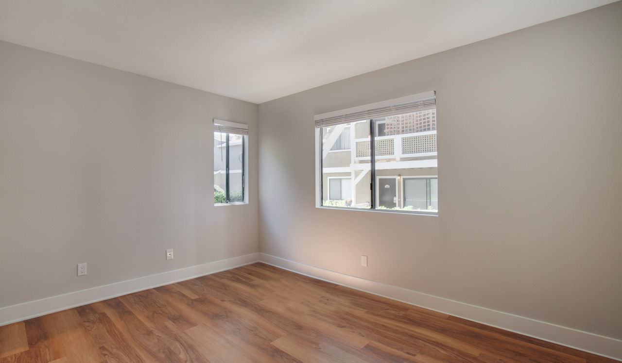 Island Club Apartments - Oceanside, CA - bedroom