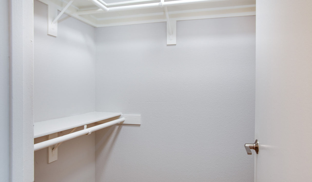 Island Club - Oceanside, CA -  Closet
