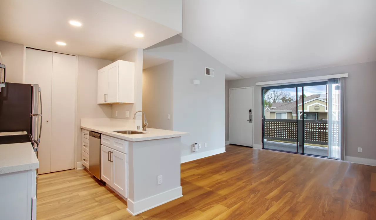 Island Club - Oceanside CA - Premier Kitchen