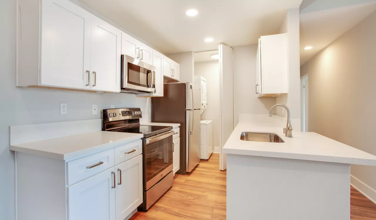 Island Club - Oceanside, CA - Premier Kitchen