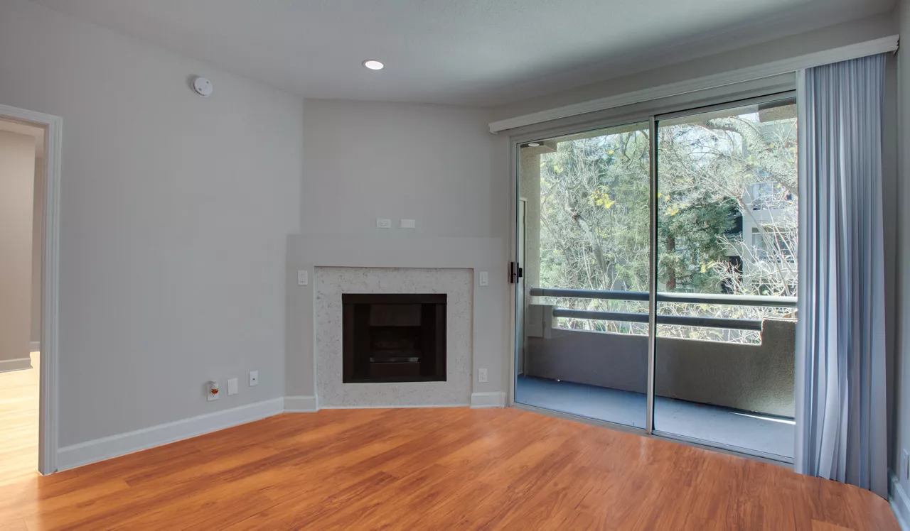HillCreste - Los Angeles, CA - Living Room