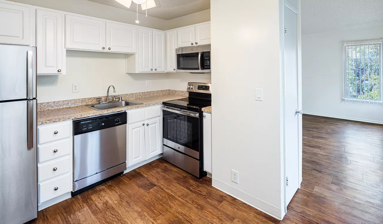 Laurel Crossing - San Mateo, CA - Kitchen