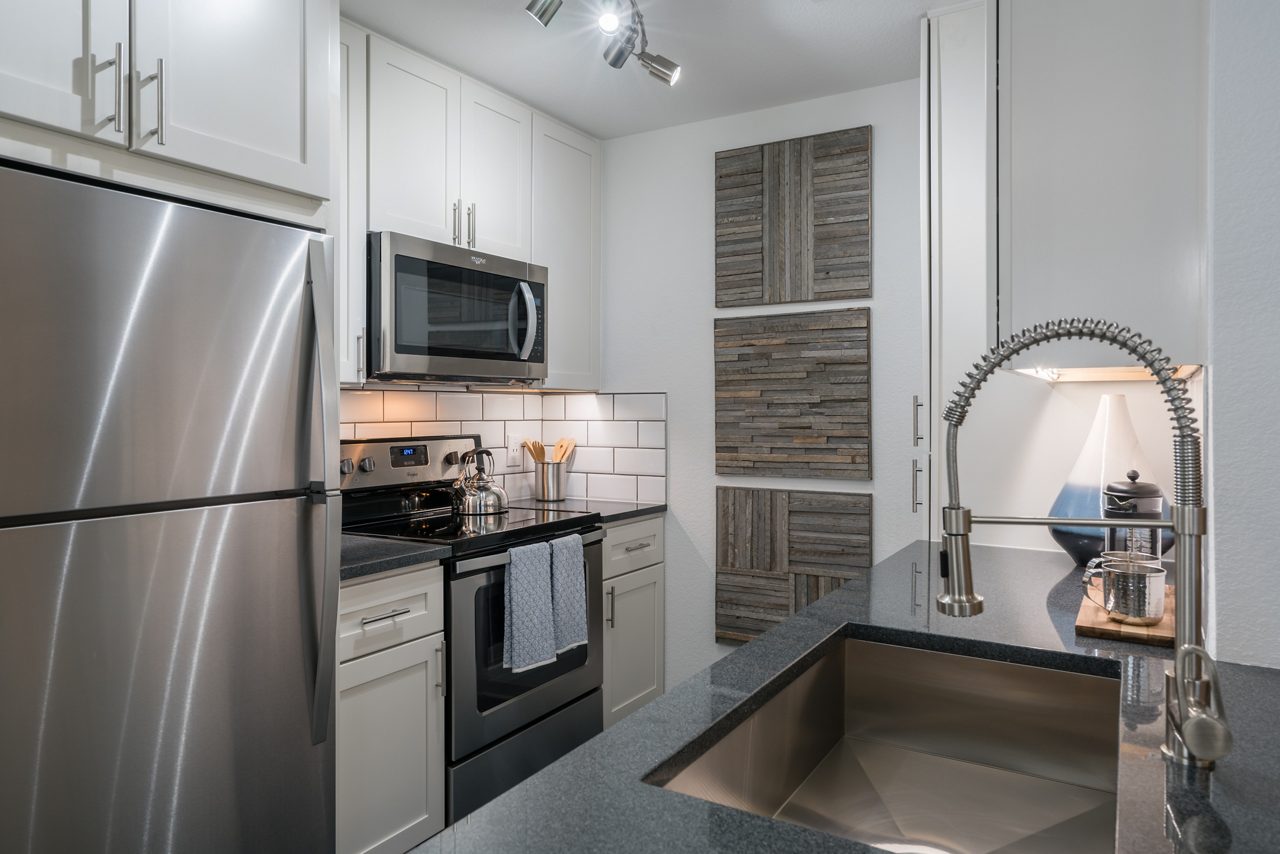 Lakeview at Gateway Park - Interior