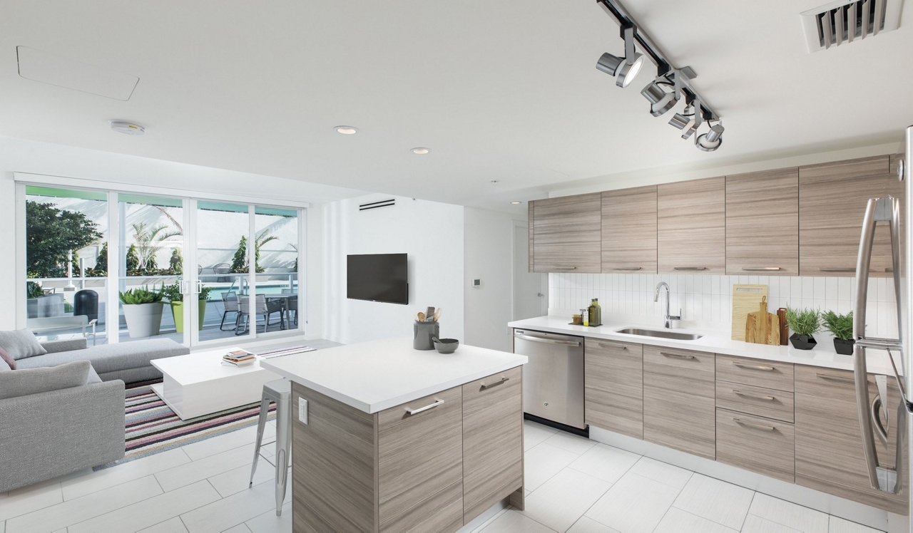 Bay Parc Apartments - Miami, FL - Interior Kitchen