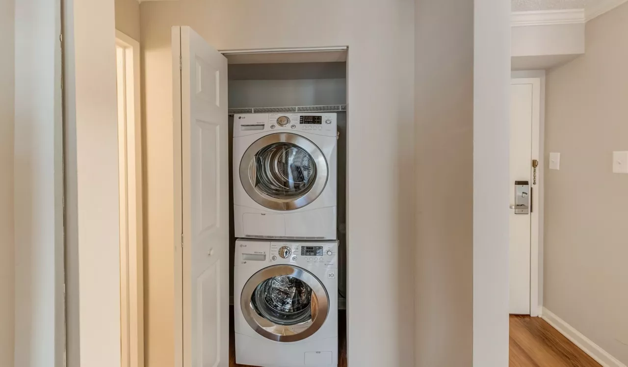 Latrobe - Washington, DC - laundry
