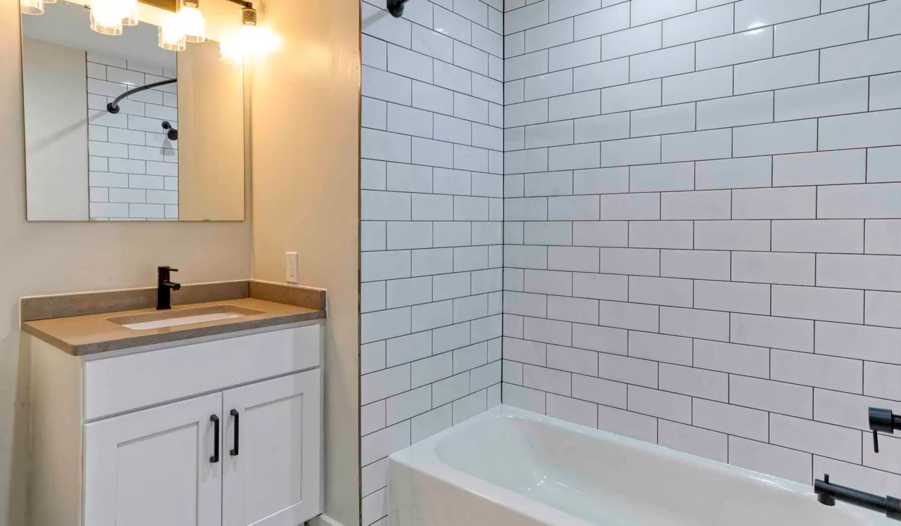 The Left Bank - Philadelphia, PA - Bathroom