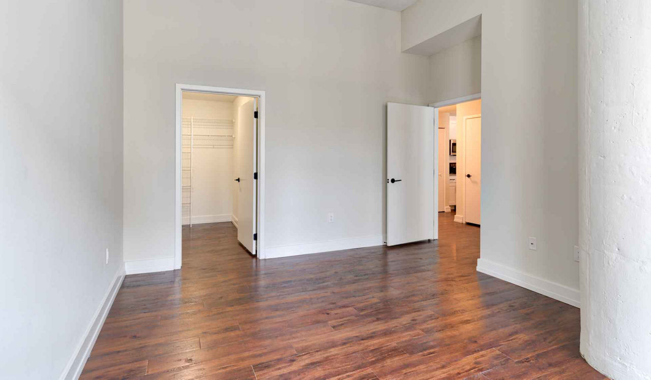 The Left Bank - Philadelphia, PA - Bedroom