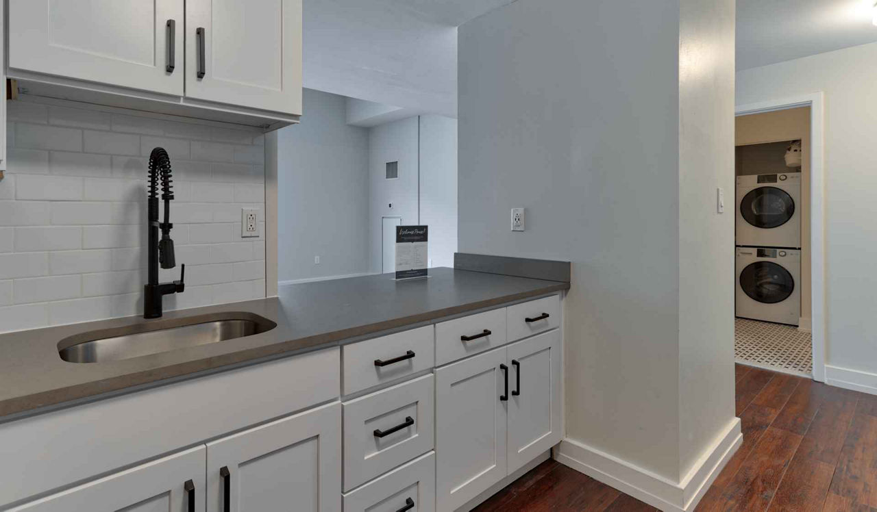 Left Bank - Philly PA - Kitchen