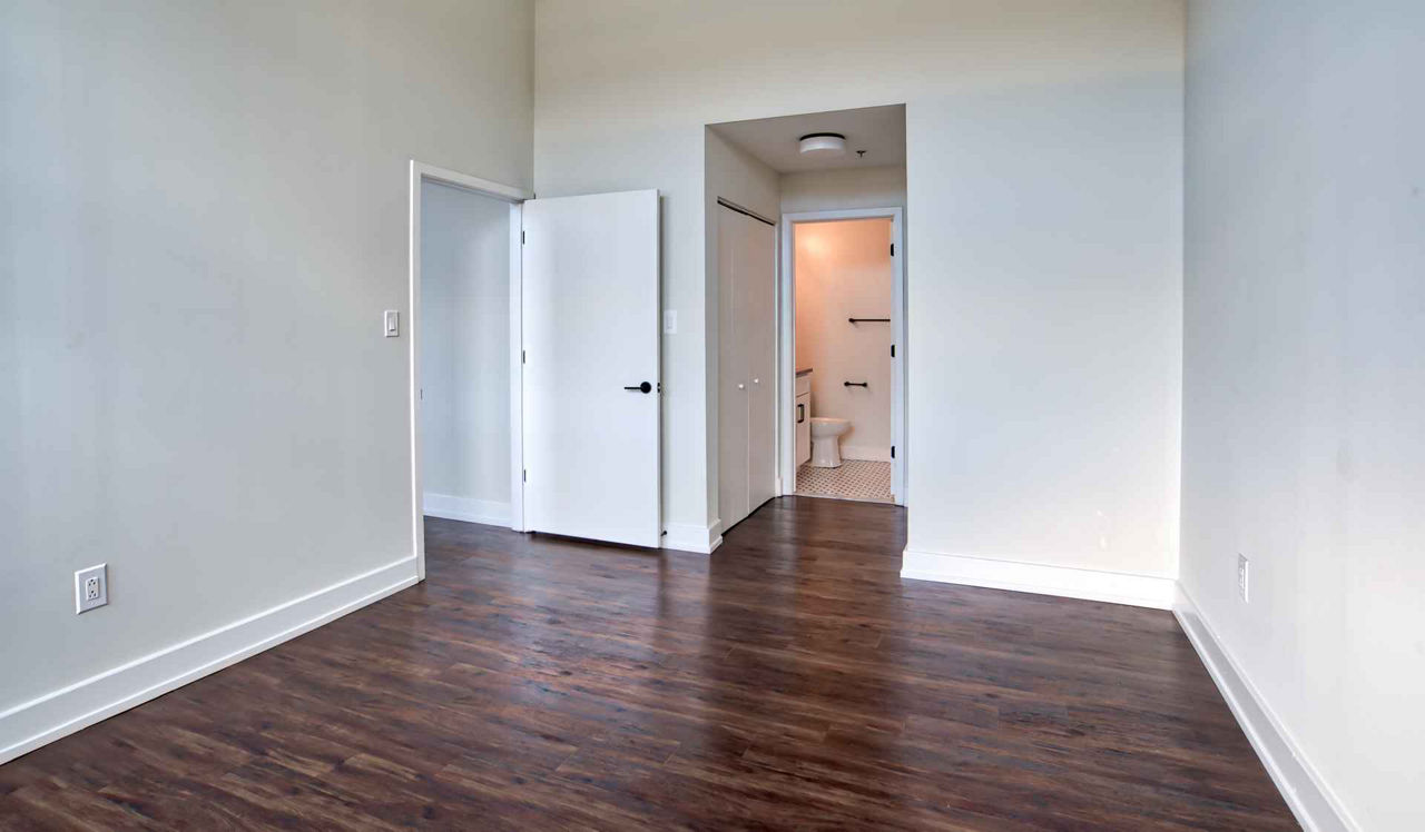 The Left Bank - Philadelphia, PA - Bedroom