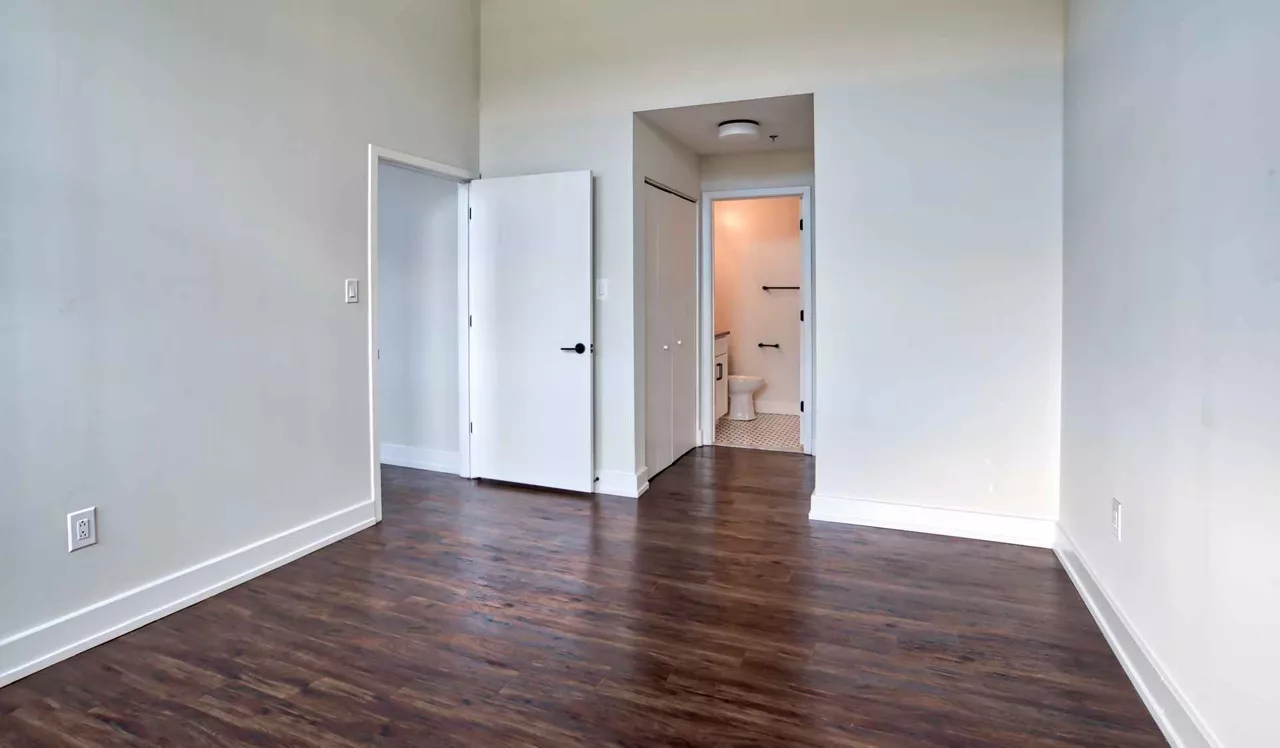 The Left Bank - Philadelphia, PA - Bedroom