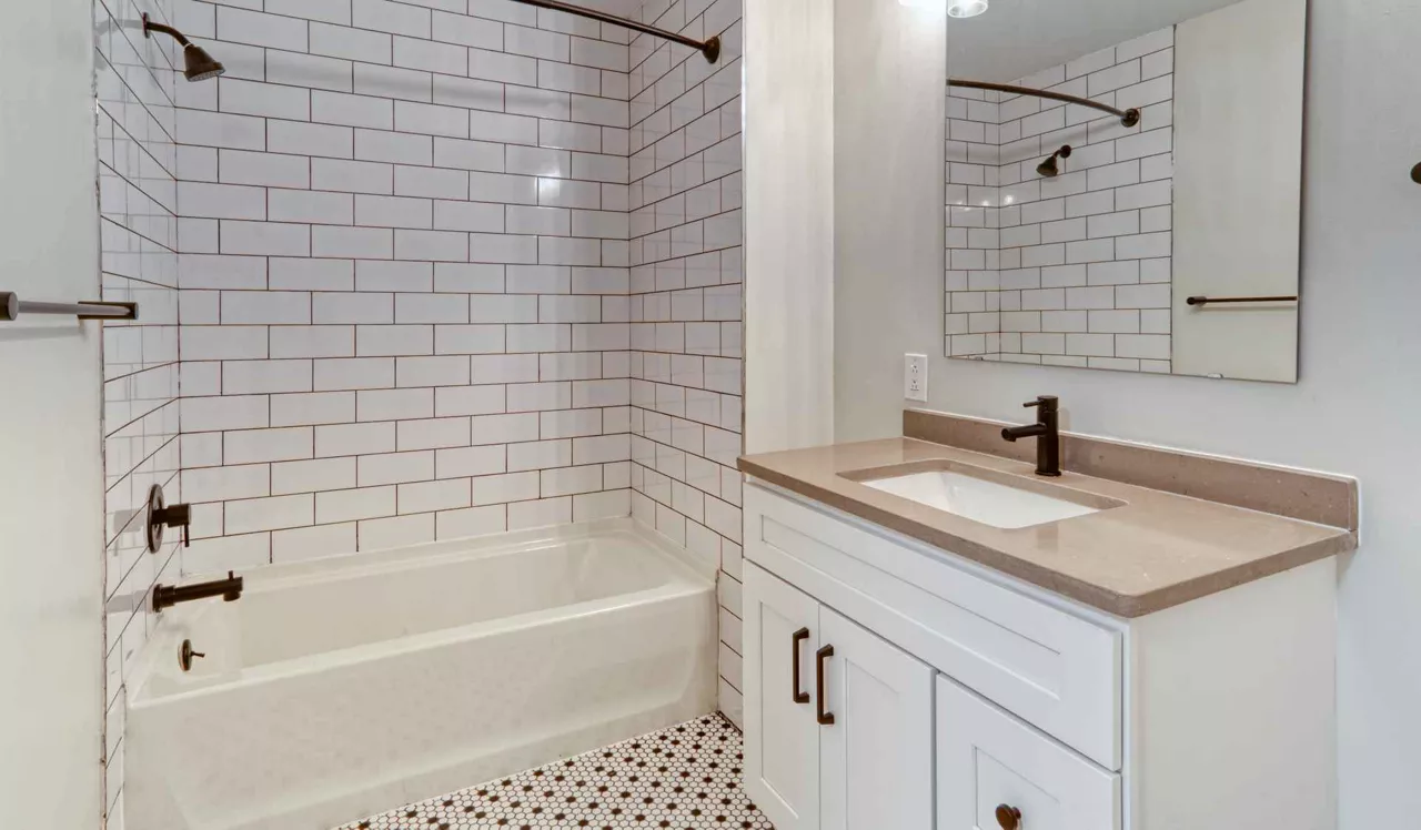 Left Bank Apts - Philadelphia PA - Bathroom