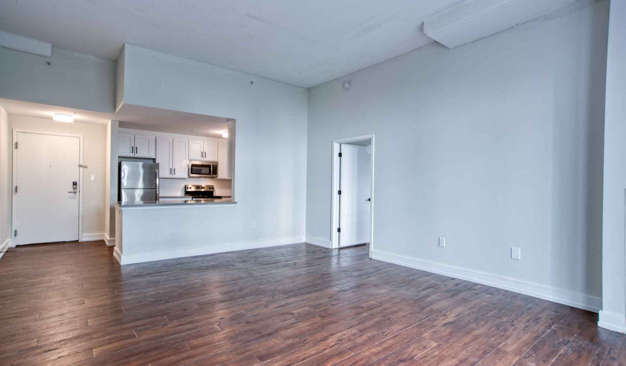 The Left Bank - Philadelphia, PA - Living Room