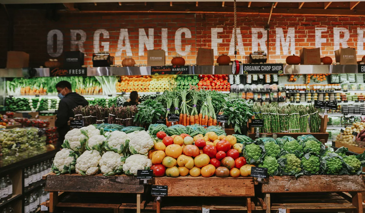 Malibu Canyon - Calabasas, CA - Erewhon produce section