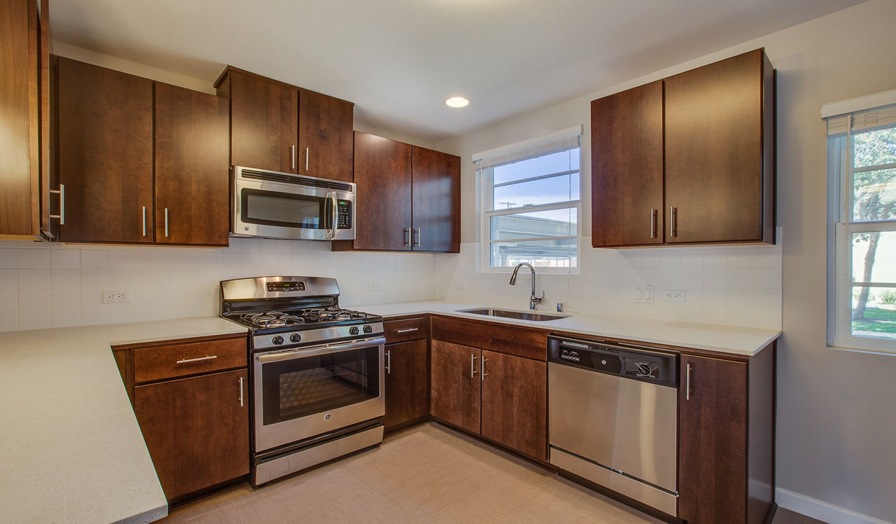 LIncoln Place - Venice, CA - Kitchen
