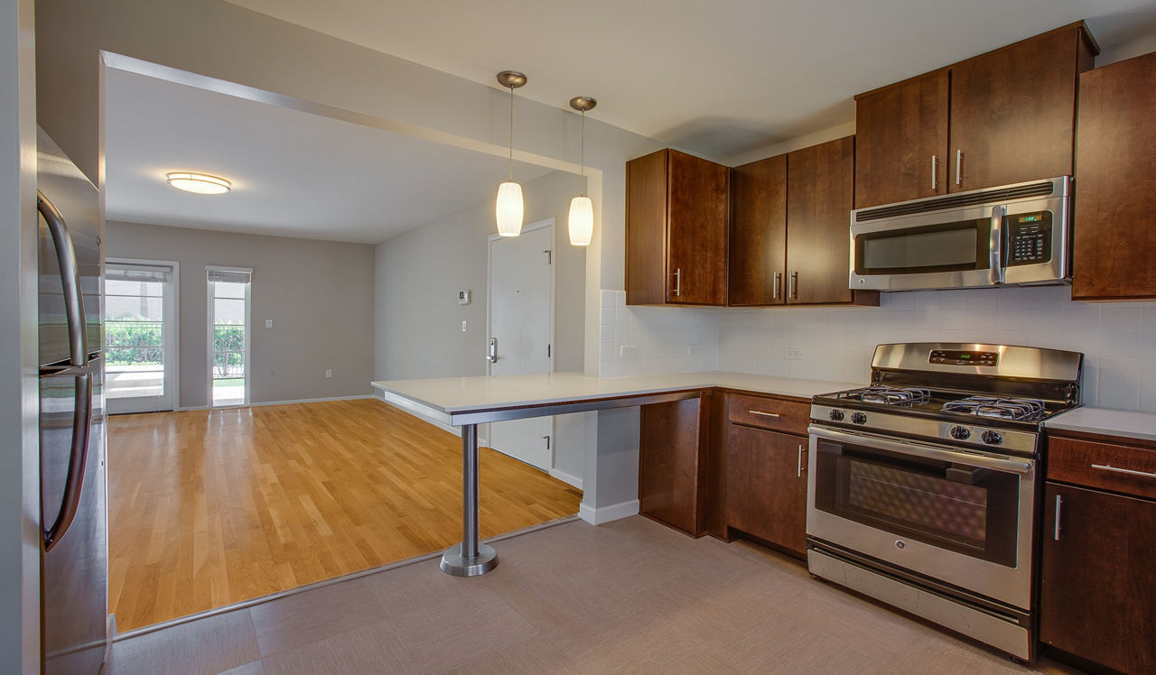 LIncoln Place - Venice, CA - Kitchen
