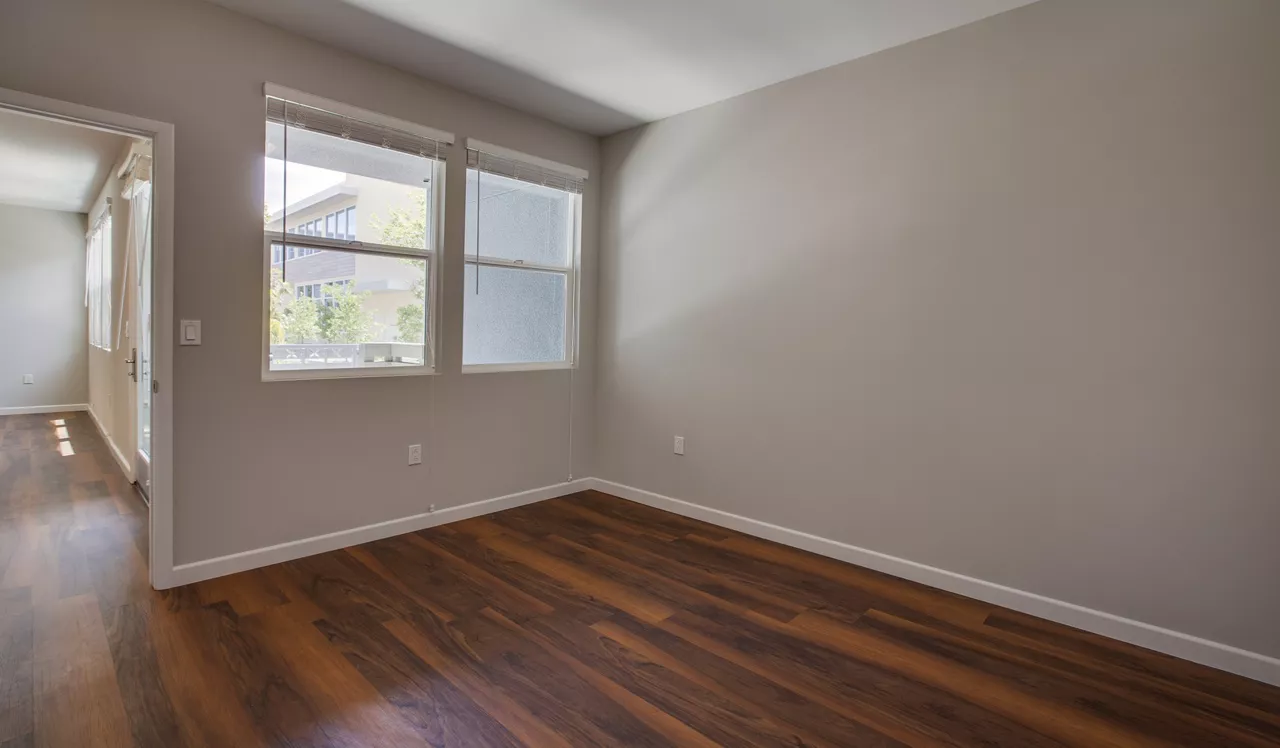 Lincoln Place Apartment Homes - Venice, CA - bedroom