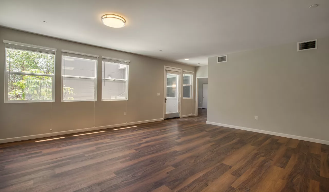 Lincoln Place Apartment Homes - Venice, CA - living room