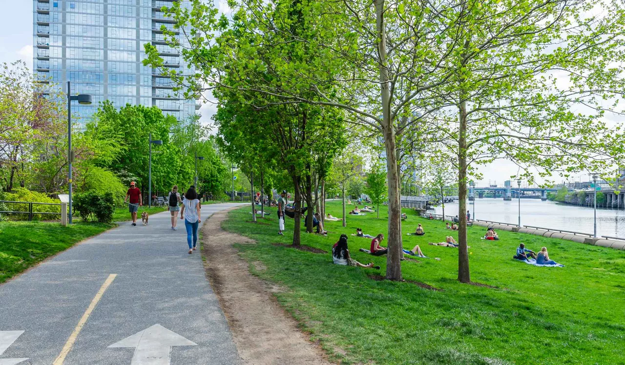 schuylkill river park - Locust on the Park - Philadelphia Apartments for rent 