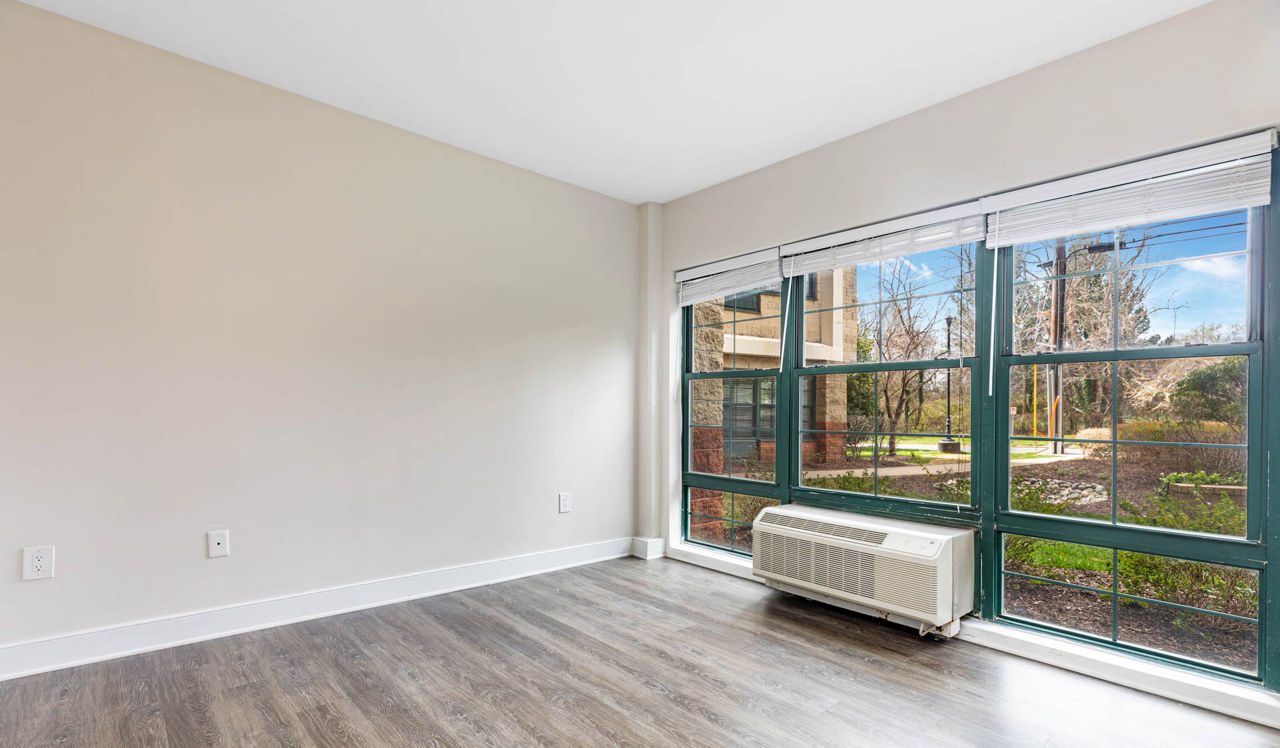 Capital Crescent Trail Residences - Bethesda, MD - Bedroom